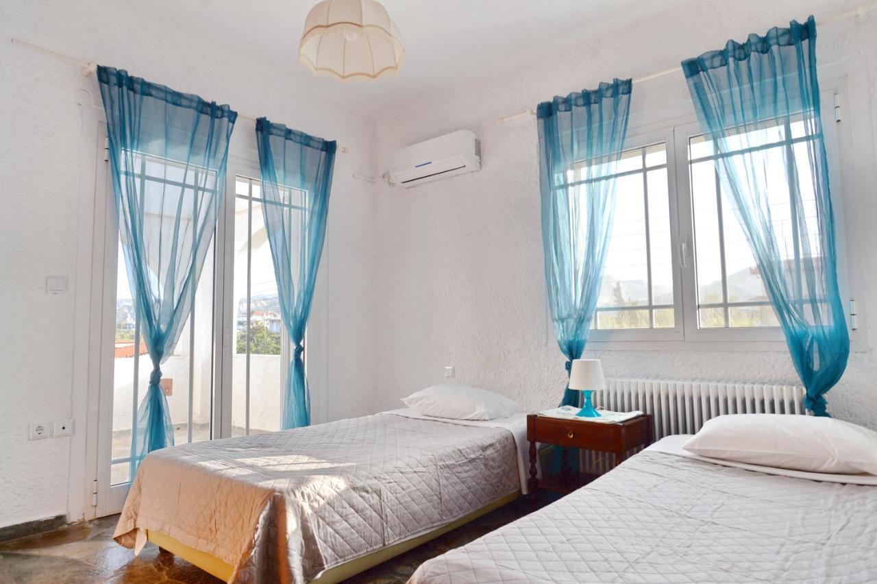 Antorina Beachfront Villas With Private Pools Kamari  Kültér fotó