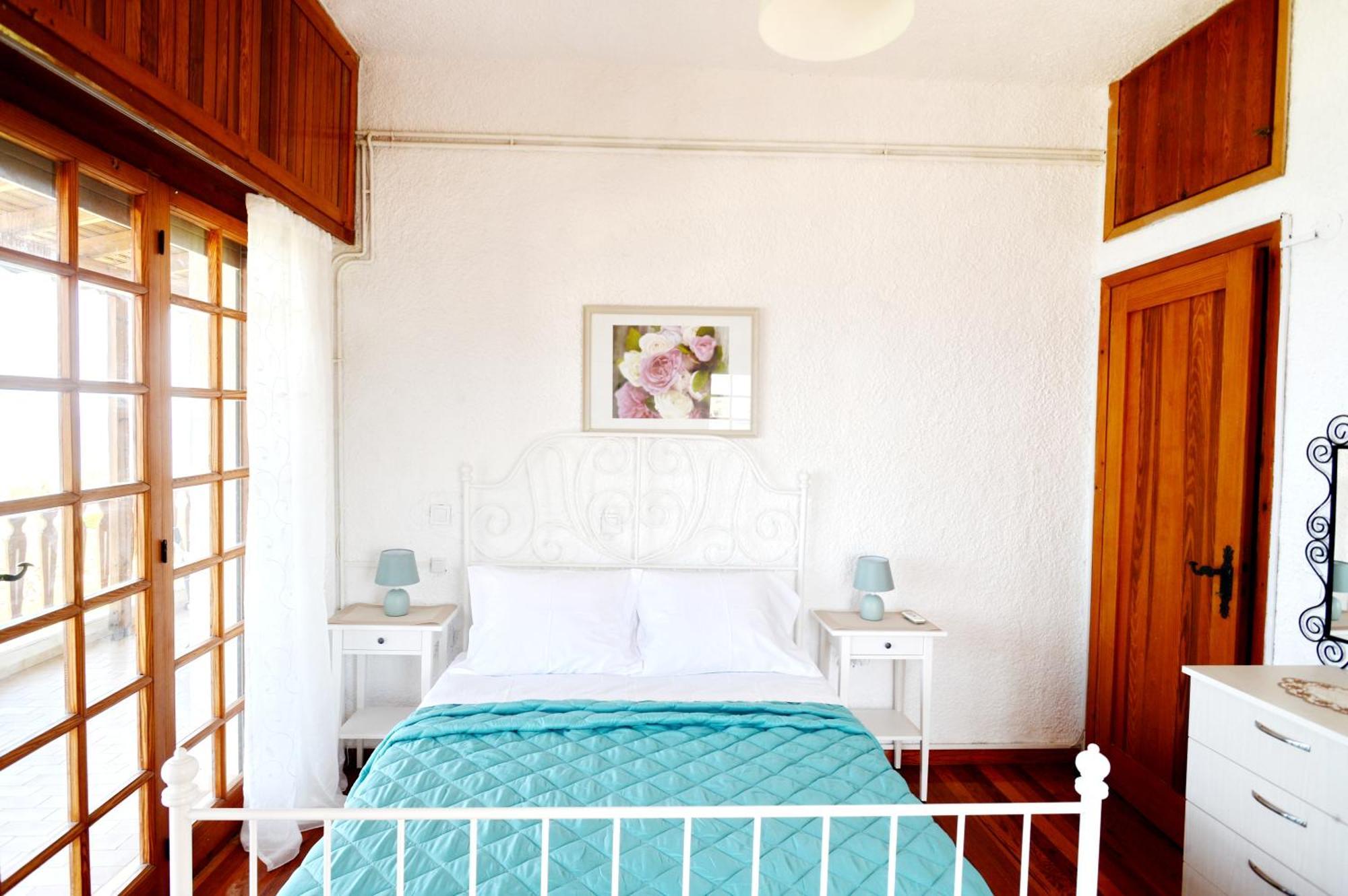 Antorina Beachfront Villas With Private Pools Kamari  Kültér fotó