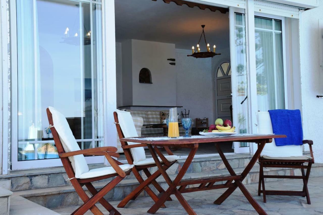 Antorina Beachfront Villas With Private Pools Kamari  Kültér fotó