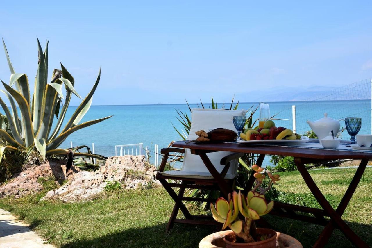 Antorina Beachfront Villas With Private Pools Kamari  Kültér fotó